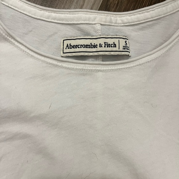 Abercrombie & Fitch White Crop Top Small - Picture 2 of 3
